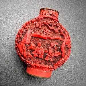 VINTAGE/ANTIQUE RED CINNABAR CHINESE PERFUME SNUFF SCENT BOTTLE No Lid